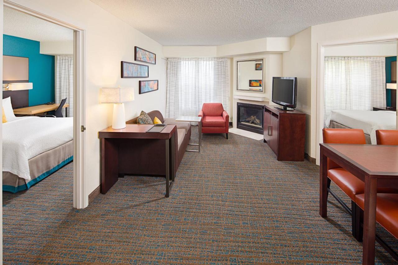 Residence Inn By Marriott Detroit Livonia Esterno foto